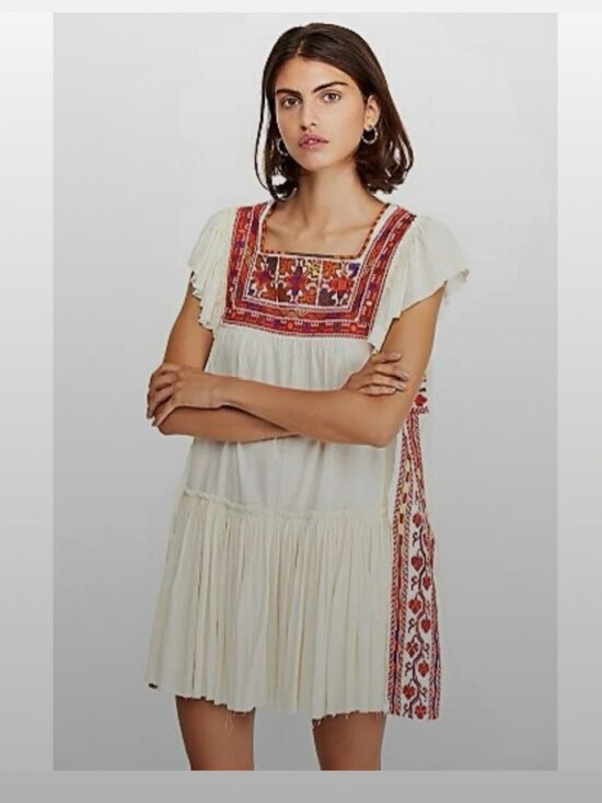 Free People Dresses & Skirts - Free People Day Glow Tunic Dress Embroidered (small)